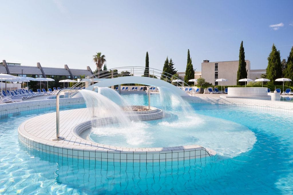 Bluesun Holiday Village Bonaca - Ljeto s punim pansionom na Bolu