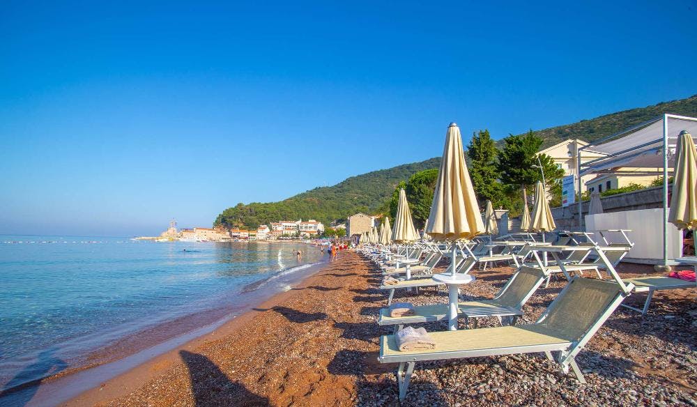 Hotel Palas Petrovac - Ljeto na budvanskoj rivijeri