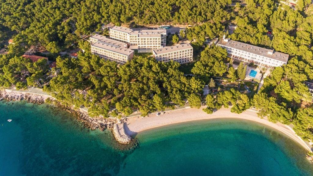 Bluesun Hotel Marina - Rujansko ljeto u Brelima