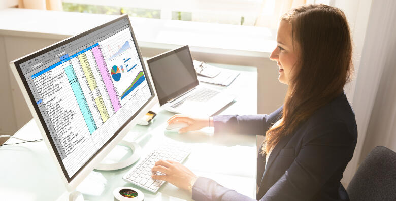 Usavršite vještine Excela uz sveobuhvatnu E - zbirku zadataka <br>poslovnog Excela koju je izradio stručni Luka Kobeščak