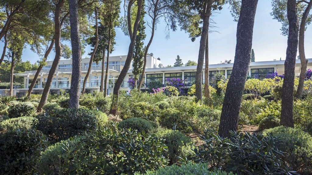 Aminess Vival Velaris Resort - Ultra last minute jesen na Braču - Superior soba pogled more