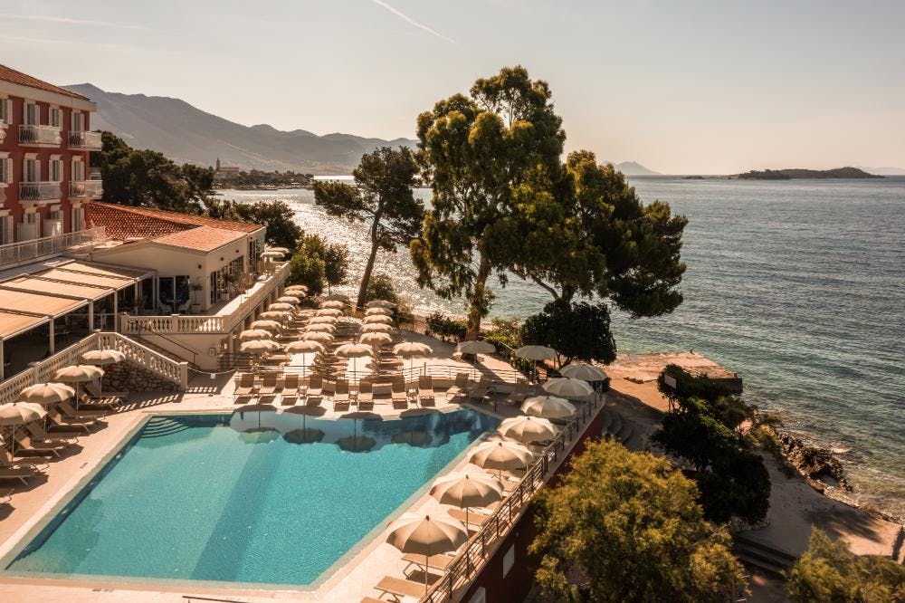 Aminess Younique Bellevue hotel - First minute ljeto za parove u Dalmaciji