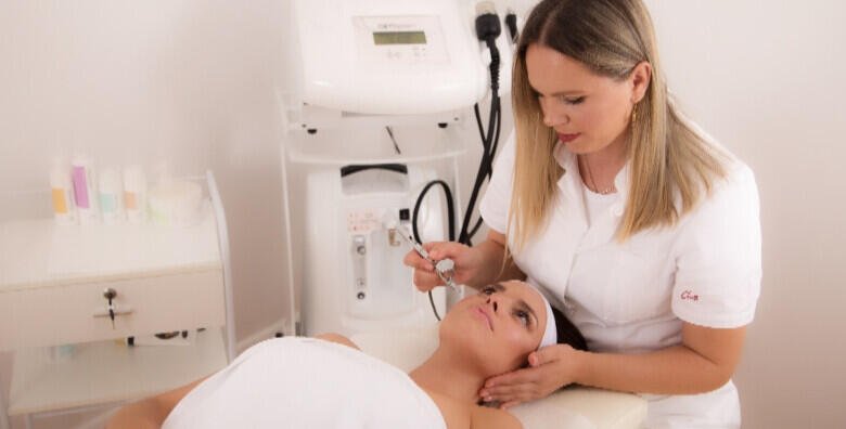 Neka vaša koža prodiše i zablista uz luksuzni antiage tretman lica