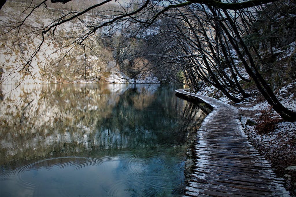 Camping Plitvice - Kratak obiteljski zimski odmor s ulazom u Plitvice