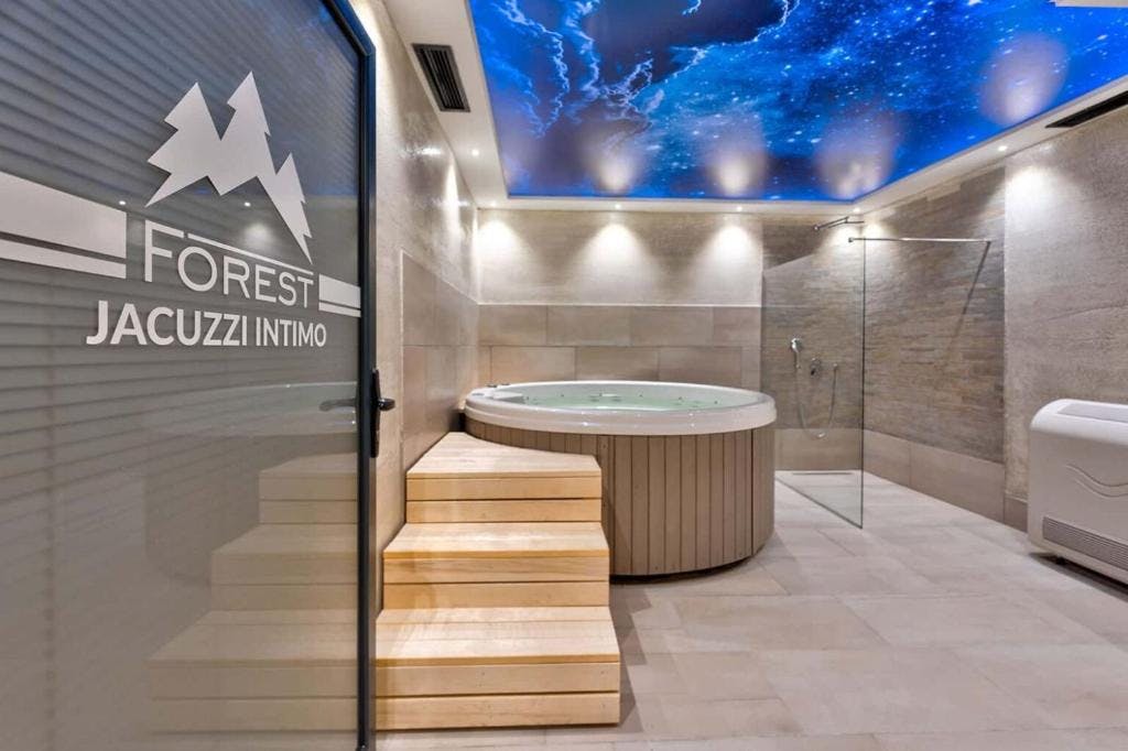 Tomy Forest Cigar Bar - Wellness odmor