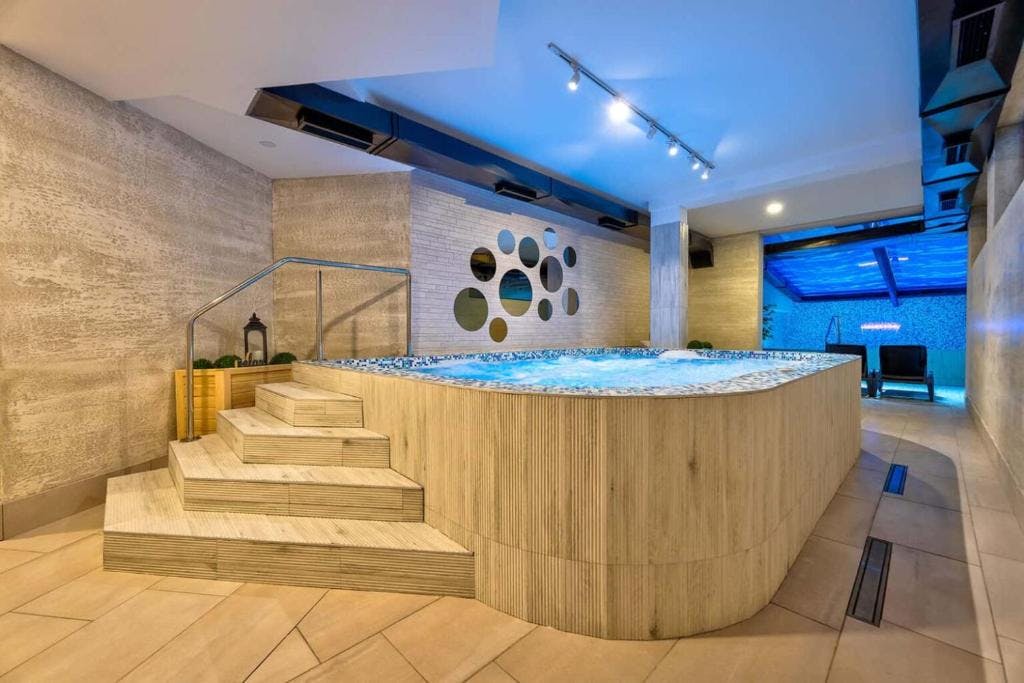 Tomy Forest Cigar Bar - Wellness odmor