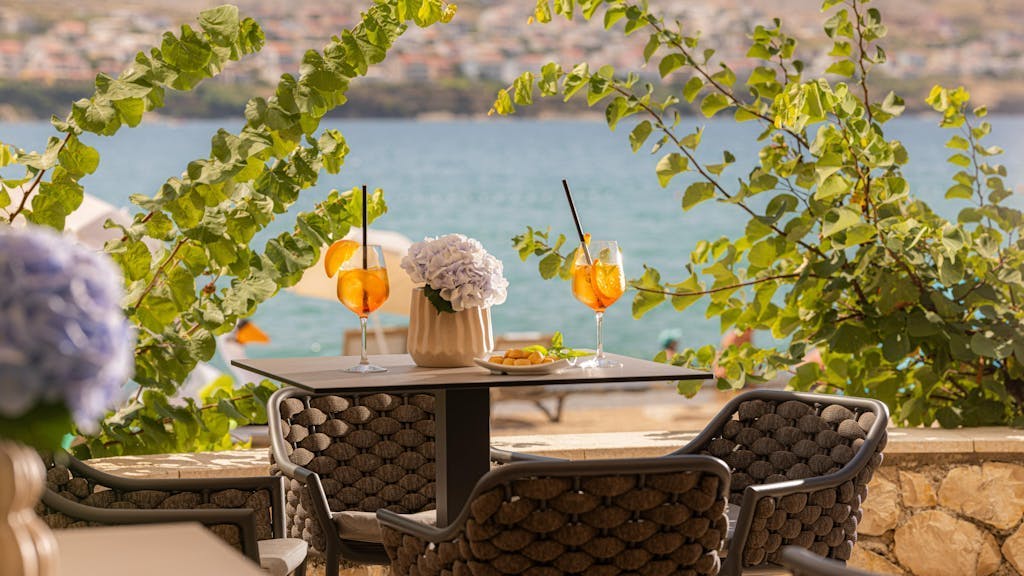 Family Hotel Pagus - First minute all inclusive proljeće in 1. svibanj na Pagu