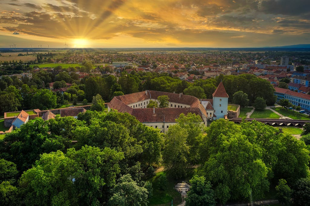 Hotel Bassiana Sarvar