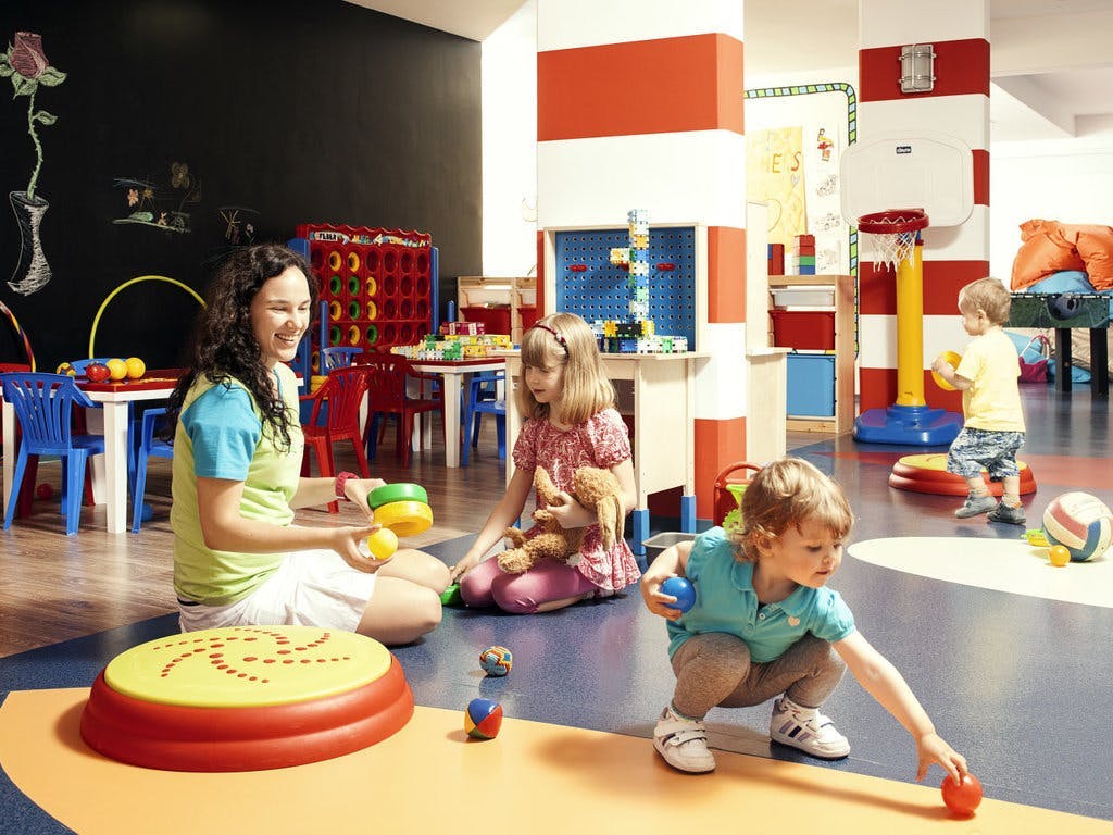 Valamar Sanfior Hotel - Obiteljska zima s daškom wellnessa u Rapcu