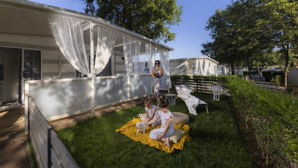 Polidor Camping Park - Mobilne kućice Comfort i Premium Pet Friendly