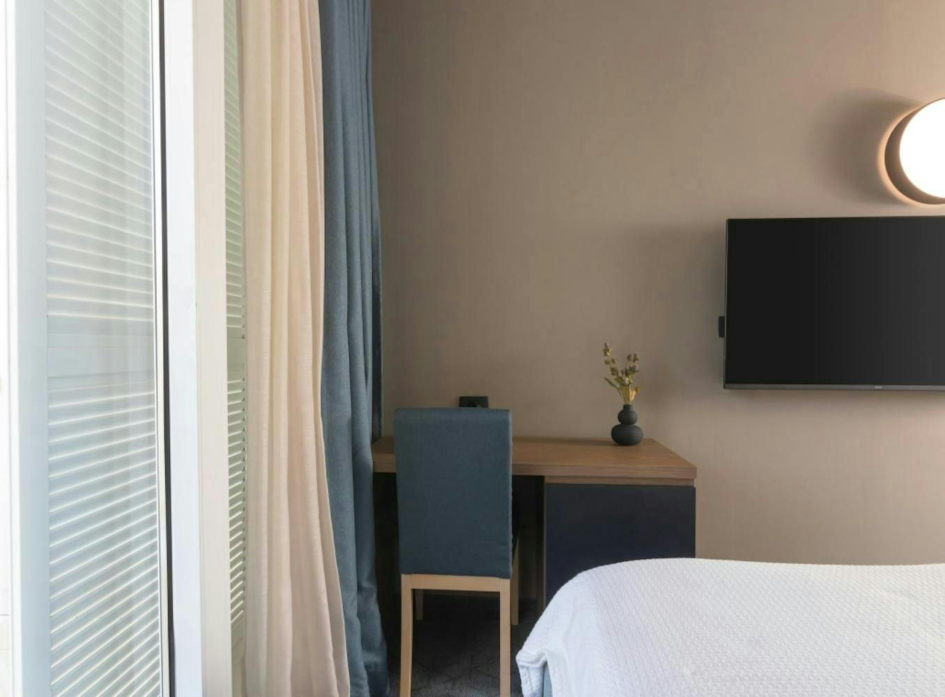 Family Hotel Adria - First minute all inclusive početak ljeta u Dalmaciji