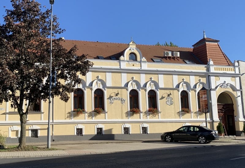 Tinódi Panzió & Restaurant