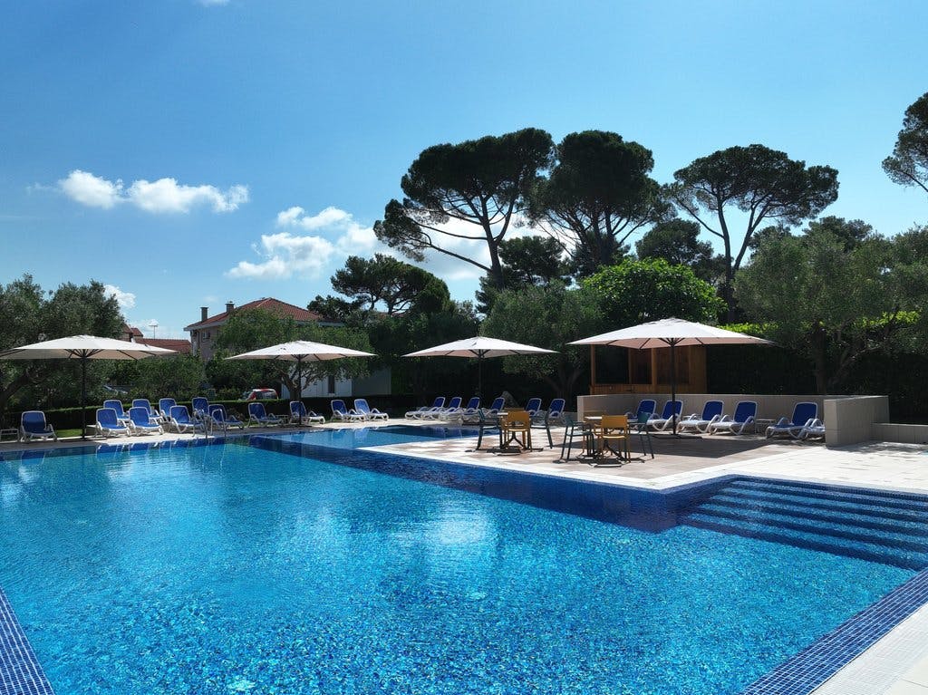 Mediteransko selo San Antonio - First minute 1. svibanj i Tijelovo