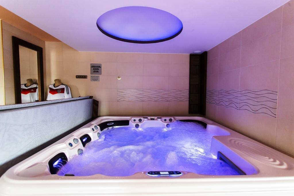 Bajor Panzio - Odmor u gradu Bük