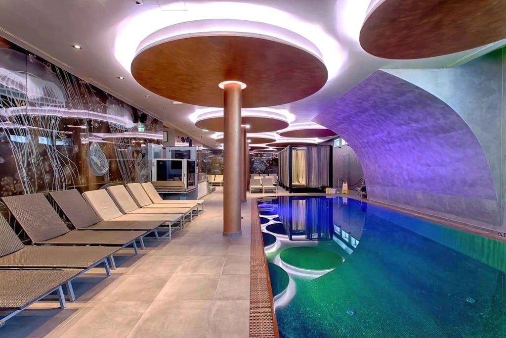 Grand Hotel Slavia - Vrhunsko wellness opuštanje na Makarskoj rivijeri