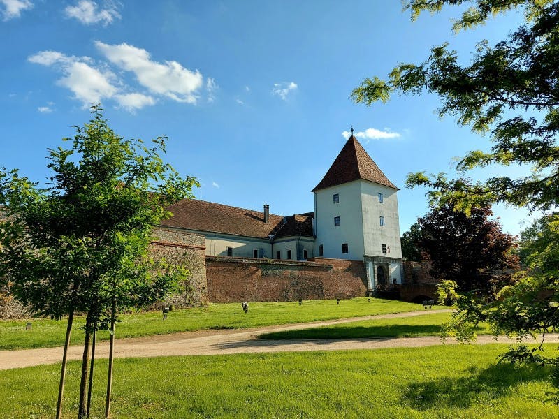 Tinódi Panzió & Restaurant
