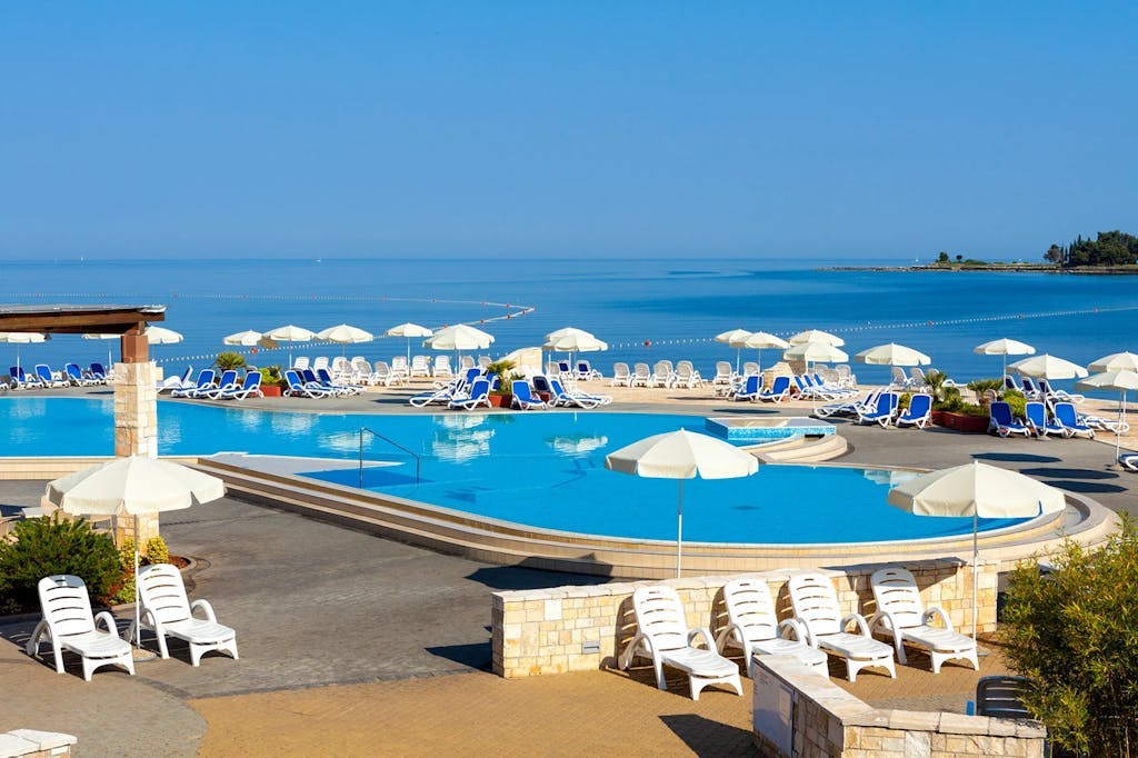 Apartments Stella Plava Laguna - First minute ljeto u Istri s polupansionom