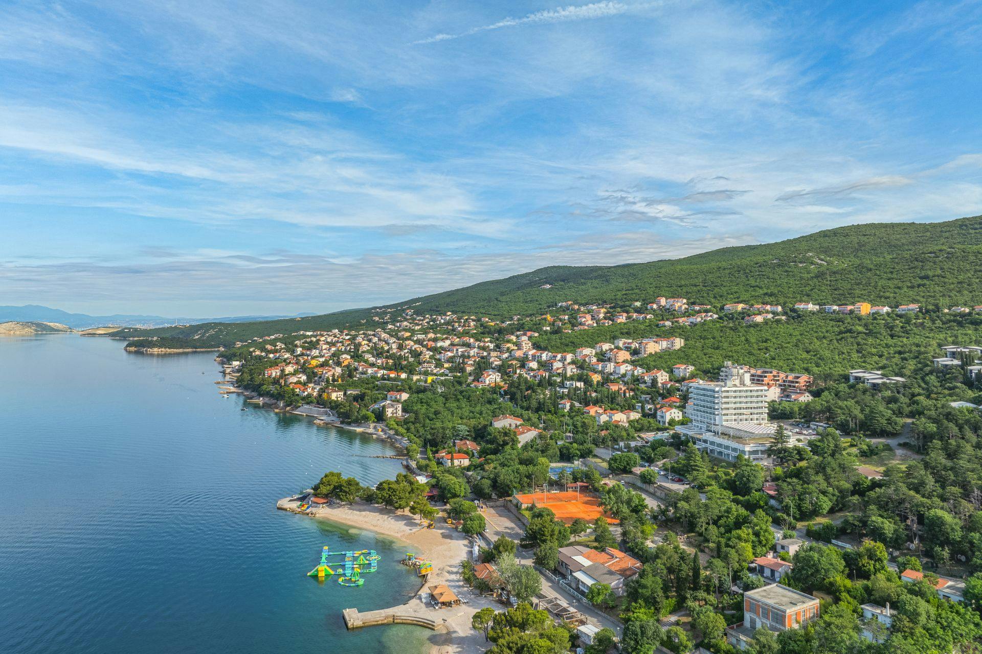 Hotel Omorika - First minute obiteljsko ljeto u Crikvenici