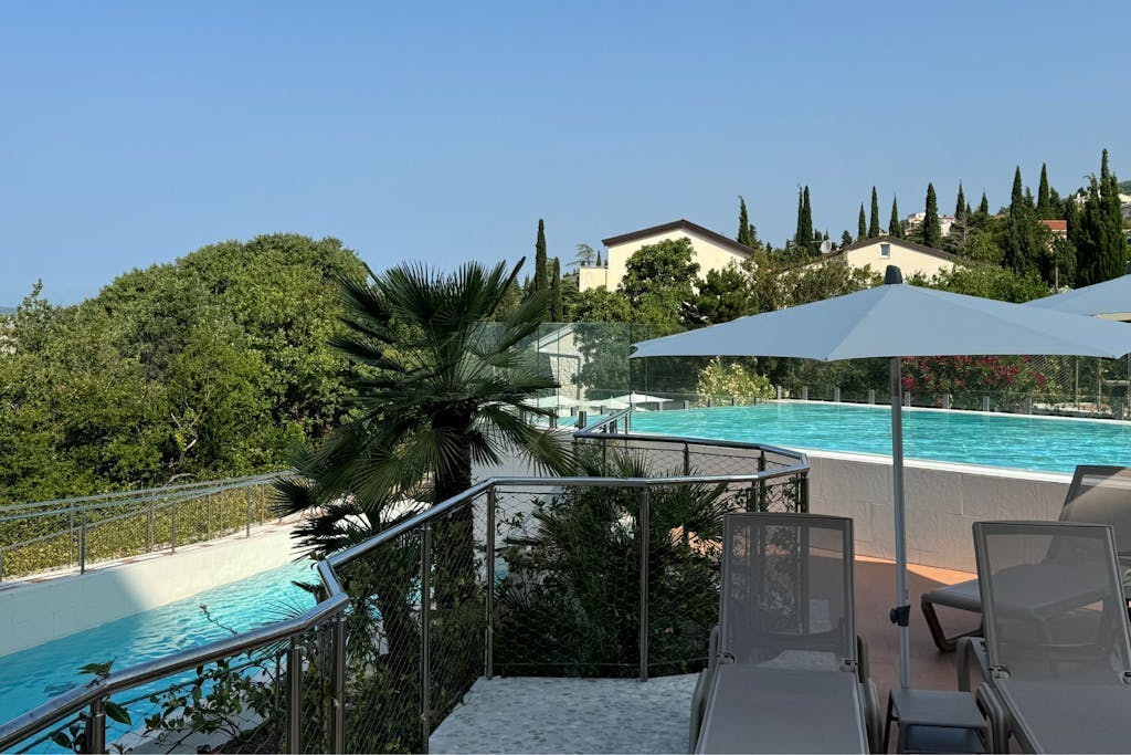 Hotel Omorika Annex - First minute ljeto za parove u Crikvenici