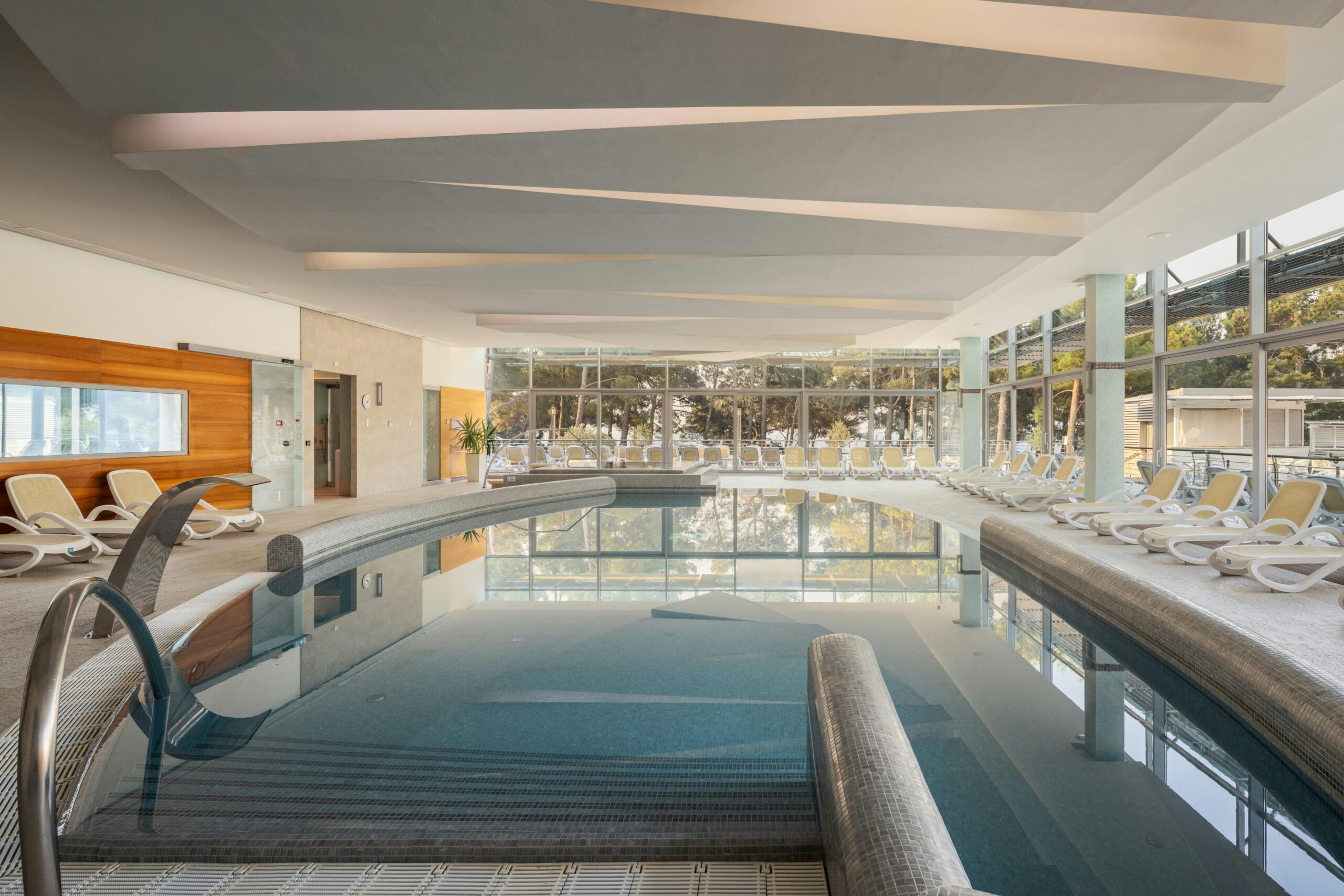 Bluesun Hotel Elaphusa - Obiteljsko proljeće i 1. svibanj na Braču