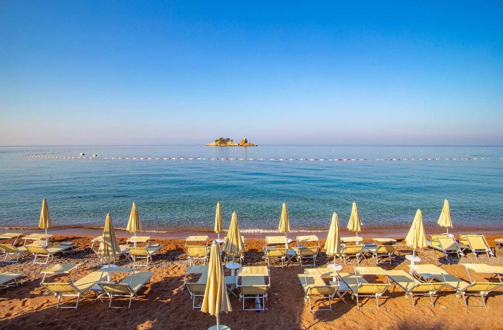 Hotel Palas Petrovac - Ljeto u Petrovcu