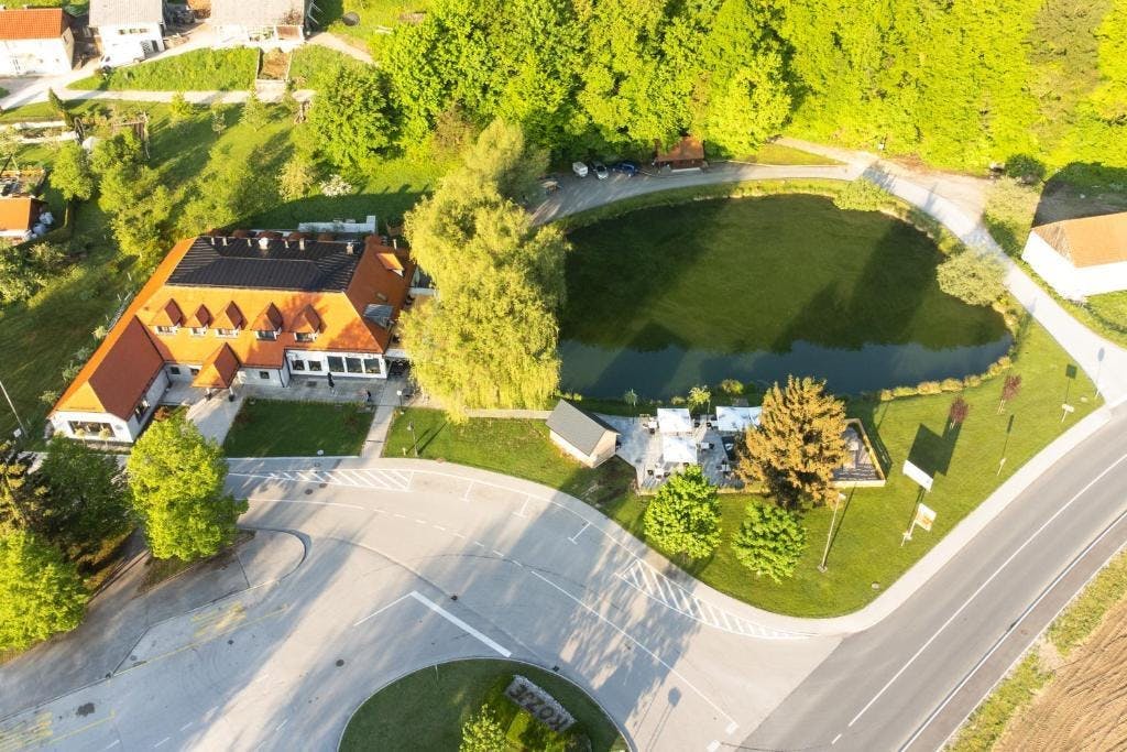 Kozjanski dvor - Obiteljski odmor s kupanjem u Termama Olimia tijekom tjedna