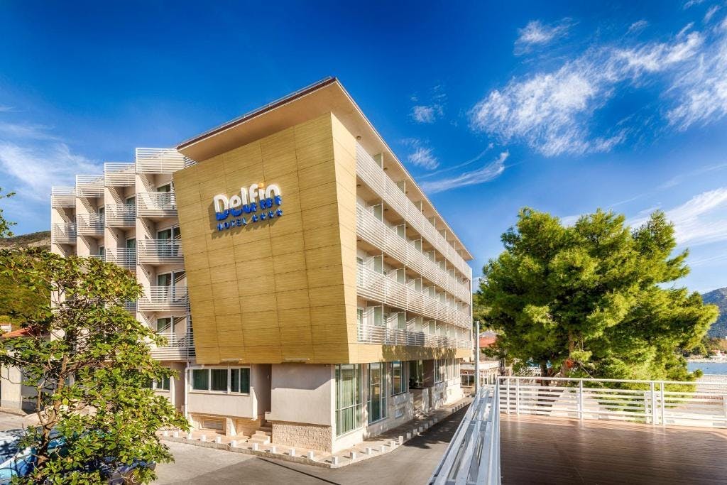 Carine Hotel Delfin - First minute all inclusive proljeće i jesen uz more