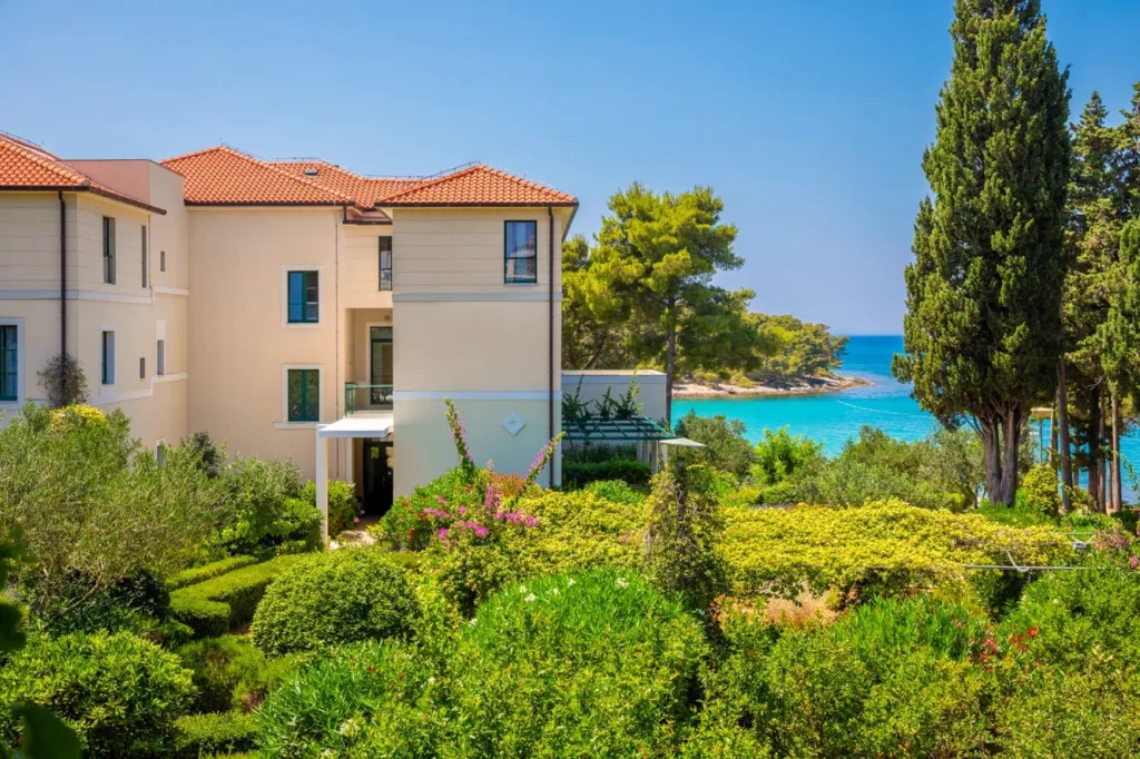 Aminess Vival Velaris Resort - Odmor na Braču - Posebna ponuda - Superior soba pogled park