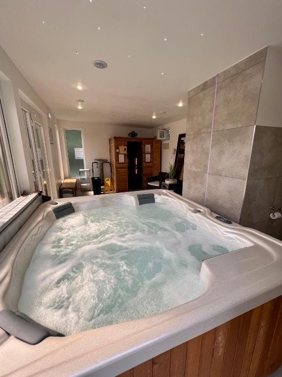 Bajor Panzio - Odmor u gradu Bük