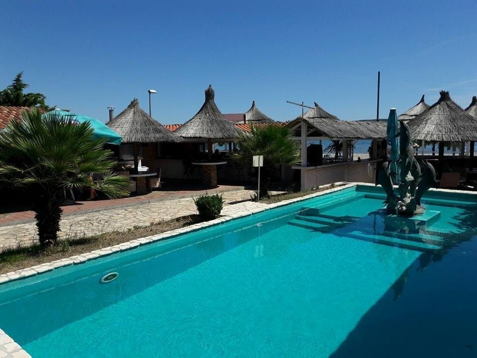 Tribunia Beach Hotel - Ljeto u Tribunju