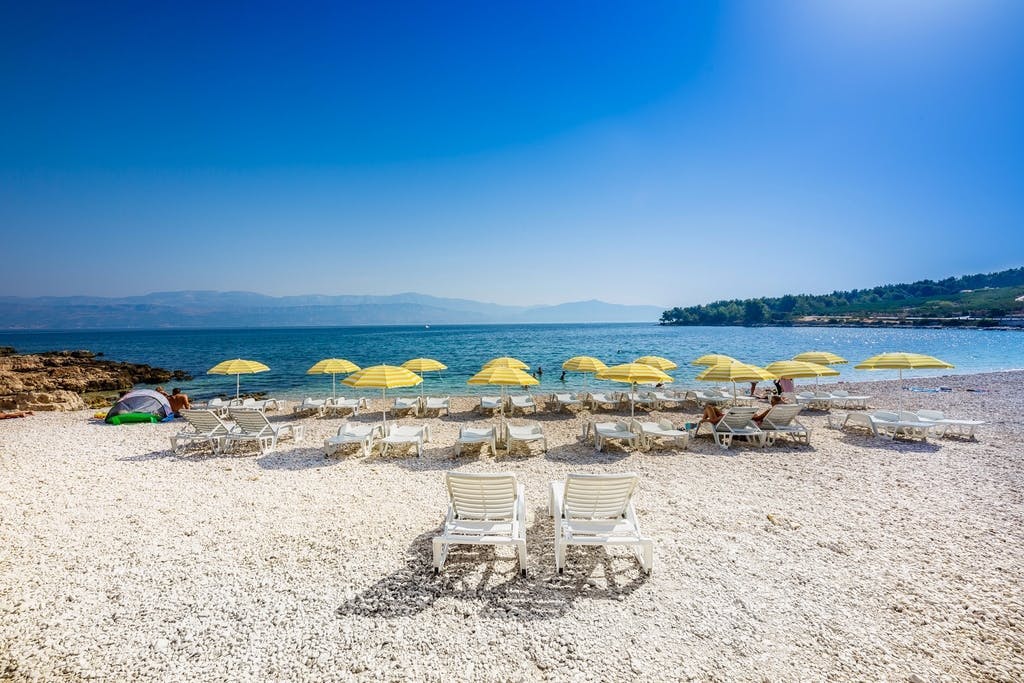 Mobilne kućice Bunja Boutique Camping - Ljetni odmor na otoku Braču