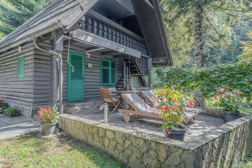 Pr' Vili Fani - Odmor u prirodi uz rijeku Kupu