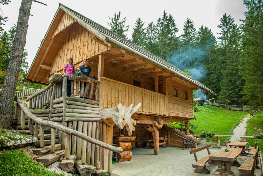 Glamping Lake Bloke - Obiteljski odmor u unikatnoj sobi Krpan