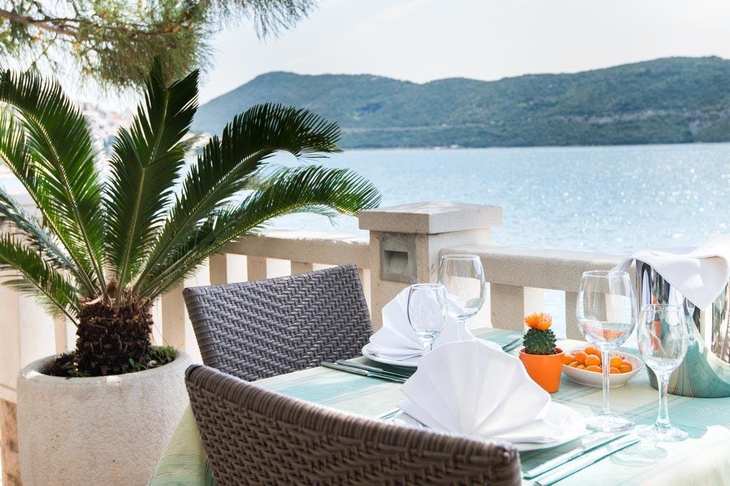 Hotel Nova - Početak ljeta u Neumu