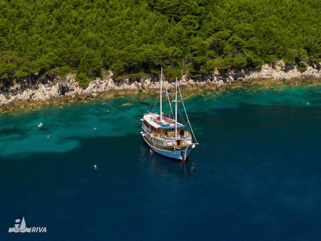 8-dnevno krstarenje južnim Jadranom - Polazak iz Trogira