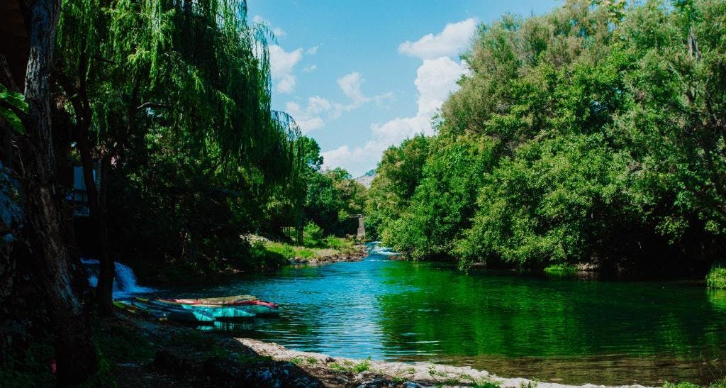 Adria Centar Koćuša - Odmor na prekrasnoj reci Trebižat