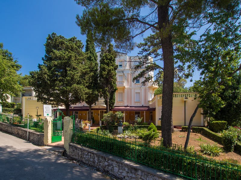 Hotel Vila Ružica - Prvomajski praznici ili produžen aktivni svibanjski vikend u Crikvenici