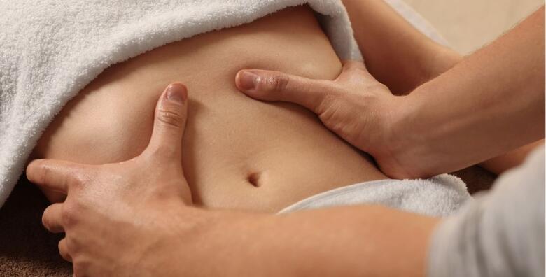 BELLY REVOLUTION - pomoću hormonalne energetske masaže trbuha za <br>žene uklonite emocionalne blokade