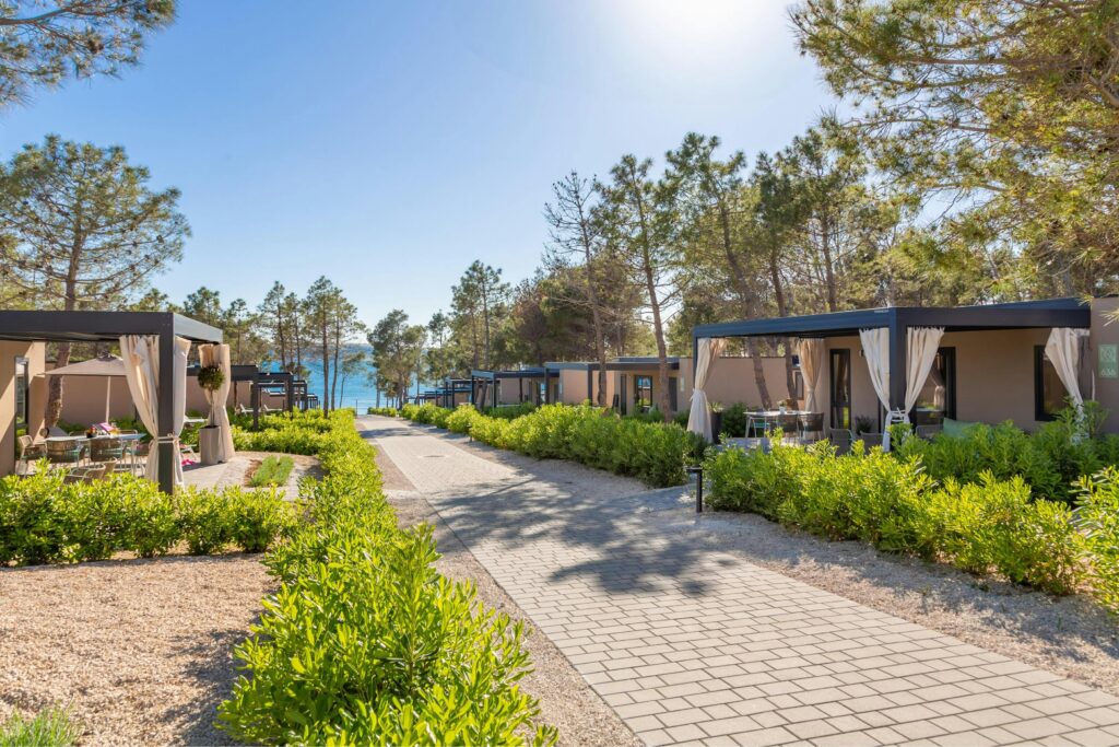 Aminess Style Camping Avalona Resort - Ljeto u kampu s 5 zvjezdica na Pagu