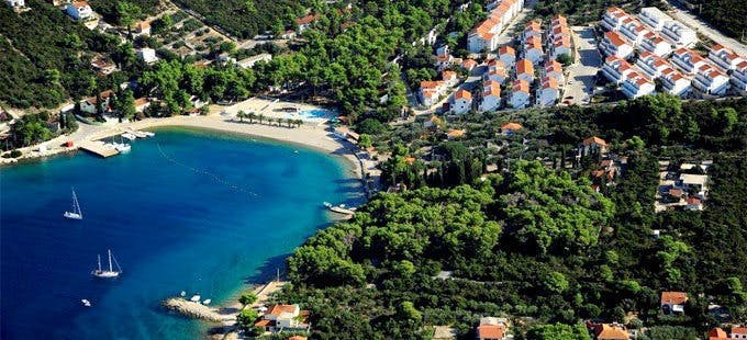 Apartmani Šolta - Početak i kraj ljeta na Šolti