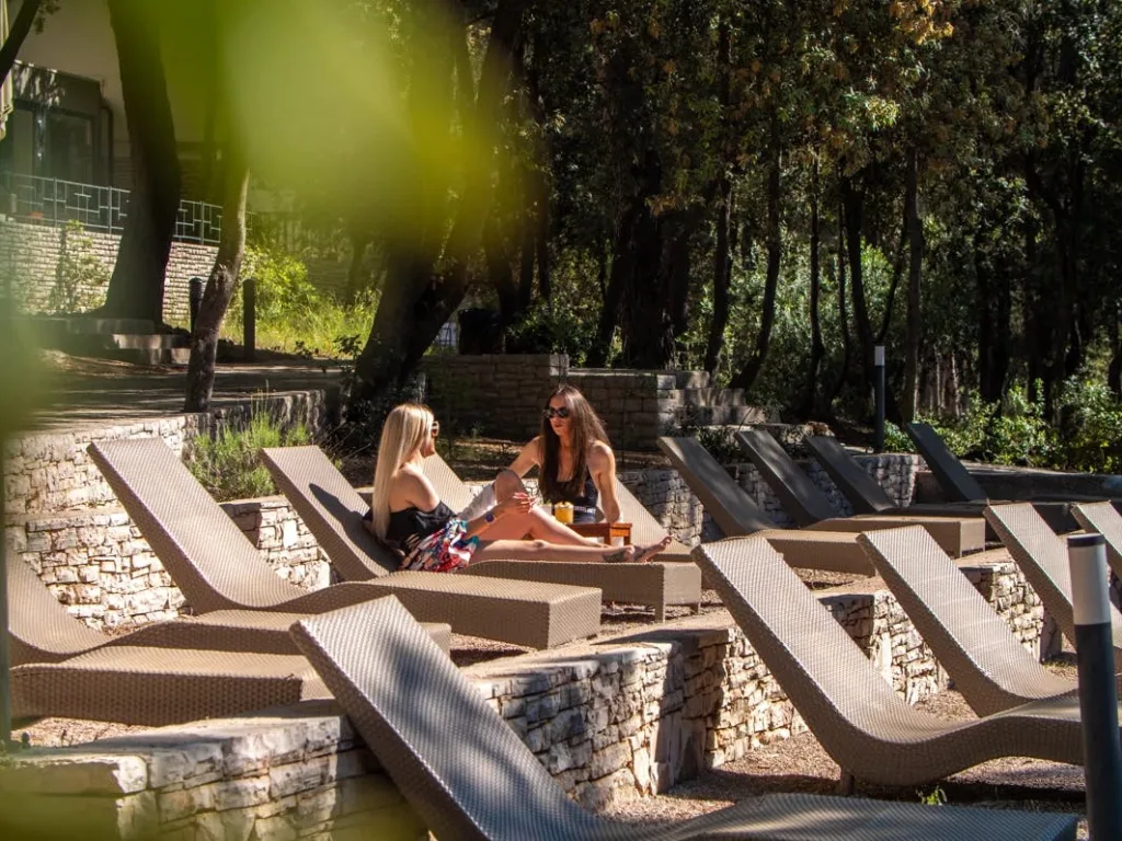 Aminess Younique Senses Resort - Obiteljski početak i kraj ljeta sa all inclusive light na Hvaru