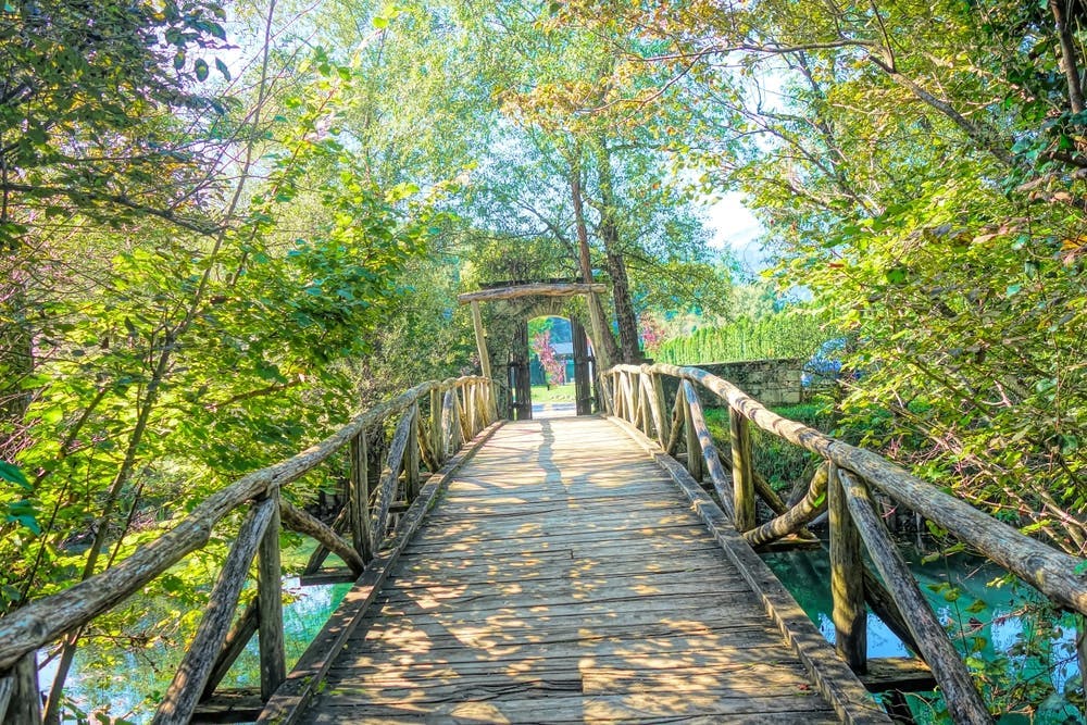 Apartmani Oeneus - Odmor u blizini rijeke Une i Japodskih otoka uz čari netaknute prirode