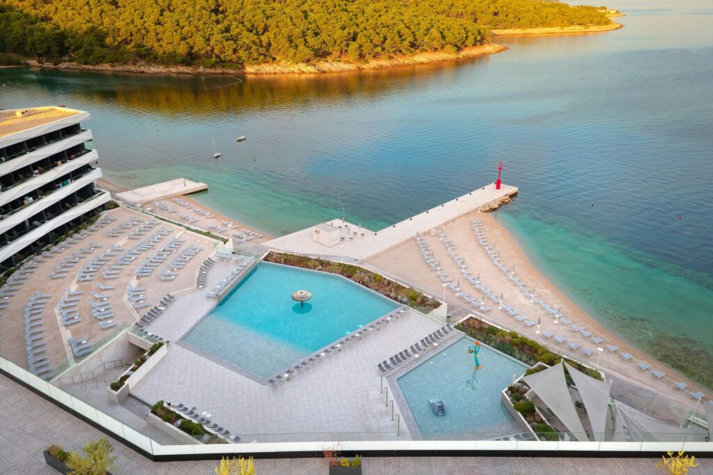 Grand Hotel View - Obiteljsko ljeto na Braču