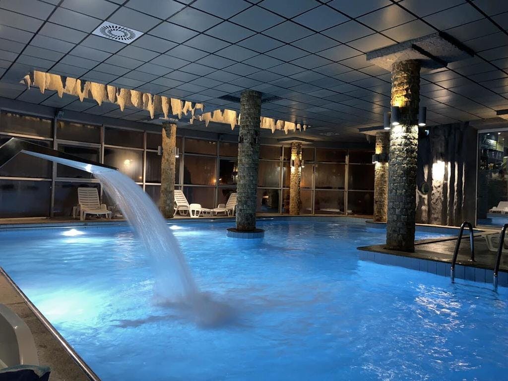 Hotel Fortuna - Wellness odmor i kupanje u vanjskim bazenima u Banjoj Luci