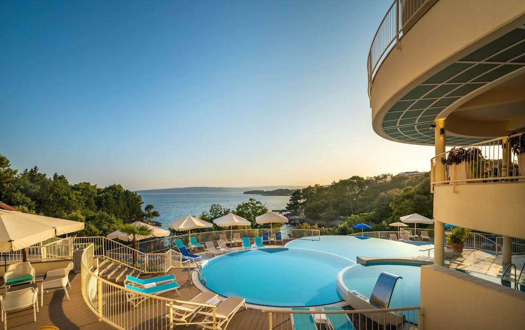 Sunny Krk by Valamar - Obiteljski odmor za početak i završetak ljeta na Krku