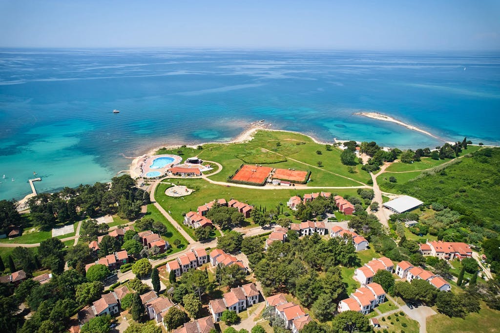 Apartments Katoro Plava Laguna - Ljeto s polupansionom
