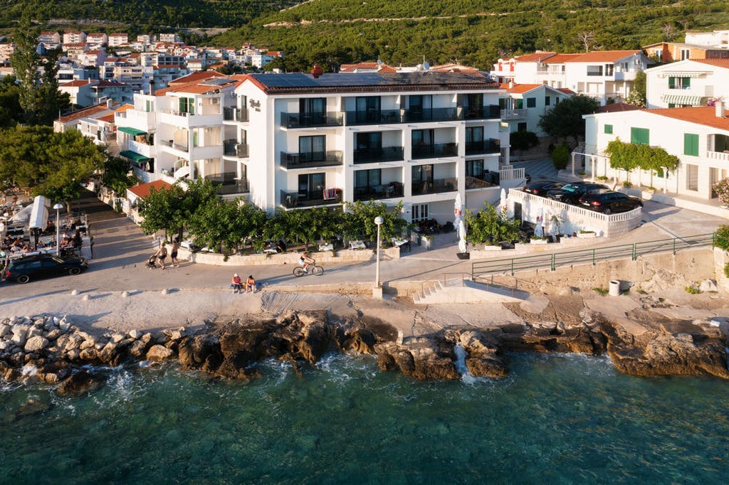 Villa Marello - Obiteljsko ljeto na Makarskoj rivijeri