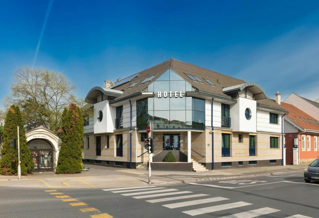 Hotel Kalvaria - Odmor u Mađarskoj s uključenim ulaznicama za zoološki vrt