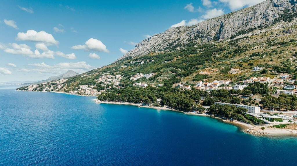 Sagitta Holiday Resort - Obiteljski kraj ljeta u Omišu - Superior bungalov