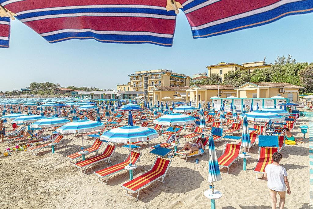 Hotel Royal Inn - Savršeni kraj ljeta odmah pored plaže u Italiji
